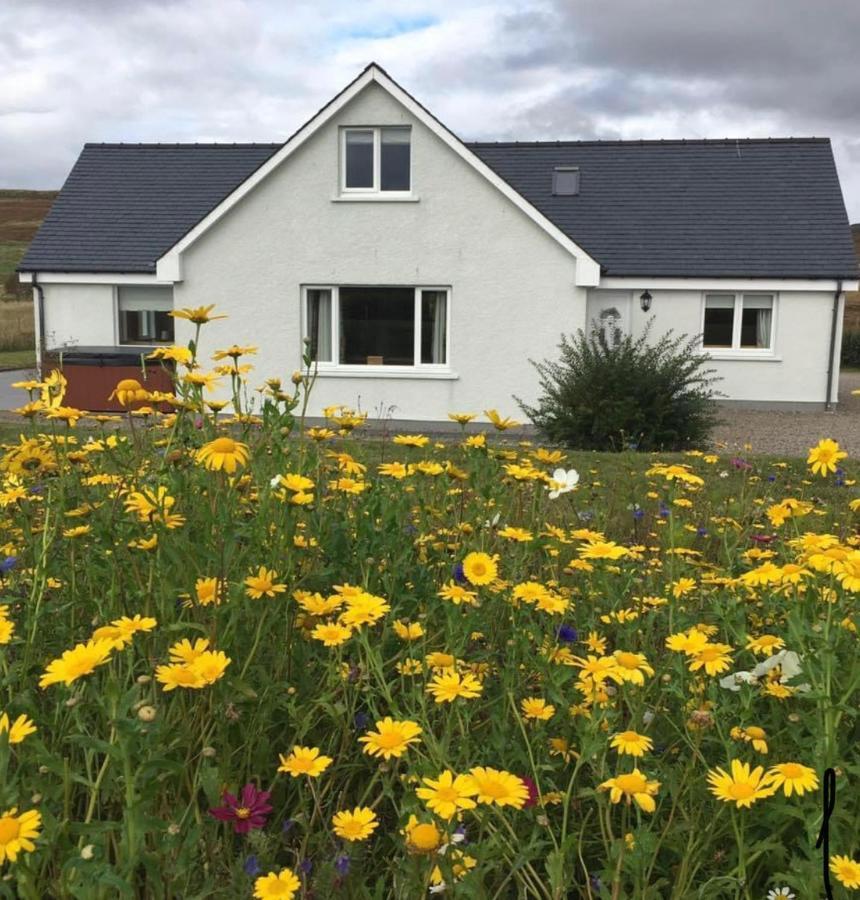 Brae Cottage Дънвеган Екстериор снимка