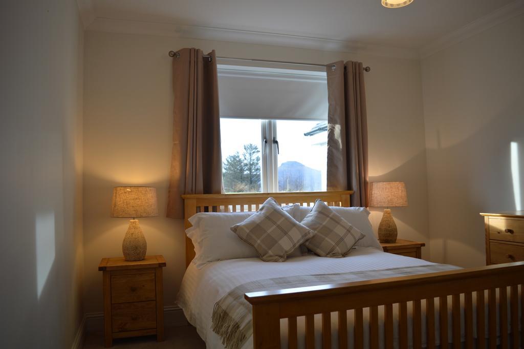Brae Cottage Дънвеган Екстериор снимка