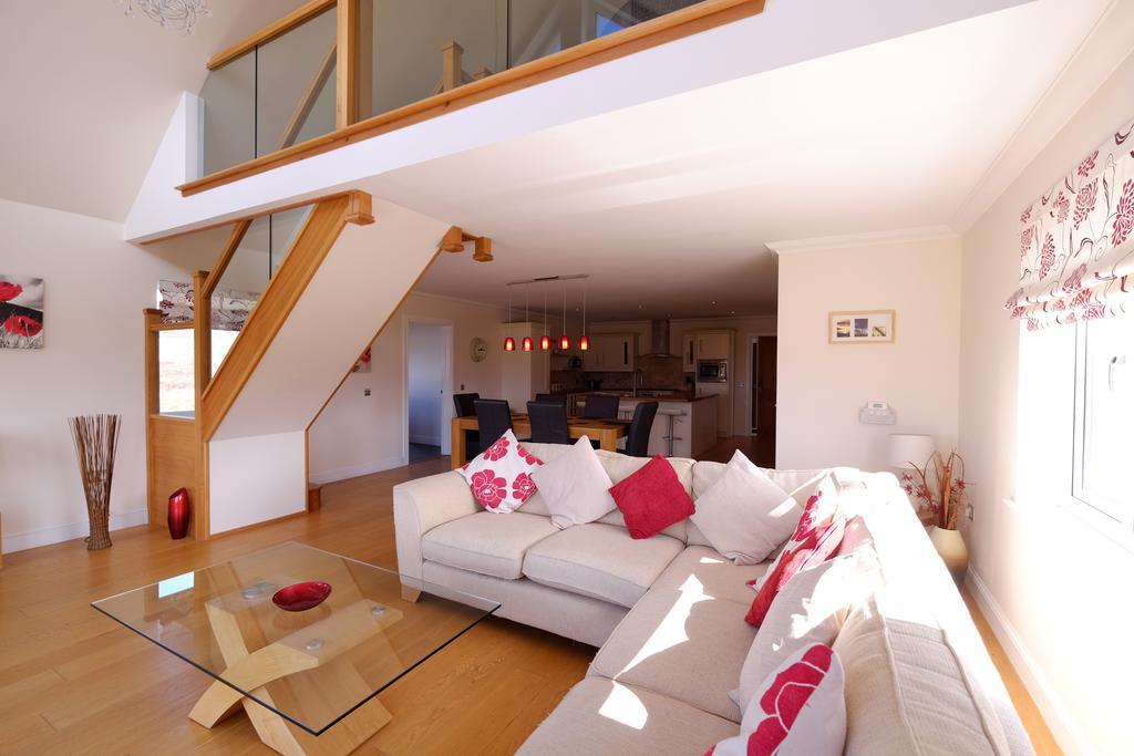 Brae Cottage Дънвеган Екстериор снимка