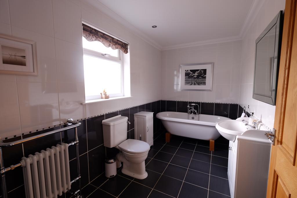 Brae Cottage Дънвеган Екстериор снимка